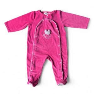 Pyjama rose en velours pour bébé, avec motif grenouille et inscription “All my LOVE for you”, marque Tape à l’Œil, taille 23 mois (86 cm), d'occasion