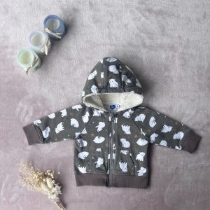 Veste bébé Mots d’Enfants, taille 3 mois, grise à motifs d’ours polaires blancs, avec capuche doublée en moumoute et fermeture zippée, d'occasion