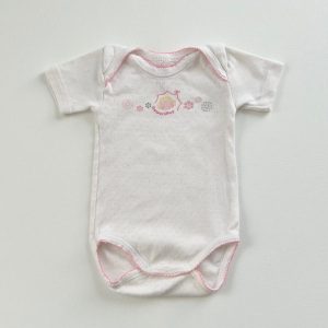 Body bébé blanc à manches courtes, finitions roses et motif “Flowerspop” au centre – Influx 6 mois, d'occasion
