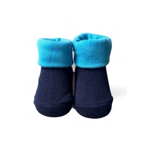 Chaussettes/chaussons pour bébé, bleu marine avec revers bleu clair, taille 0-6 mois, d'occasion