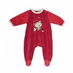 Pyjama bébé rouge en velours avec motif ourson et bols, manches longues et pieds intégrés – taille 6 mois, d'occasion