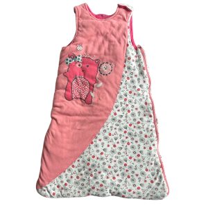 Turbulette bébé rose et blanche, motifs fleuris et appliqué ourson, ouverture zippée sur le côté – Petit Béguin 6-24 mois, d'occasion