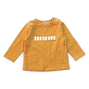 T-shirt garçon "I love mum forever" couleur moutarde, Avec boutons épaule. Tissaia, 6 mois d'occasion