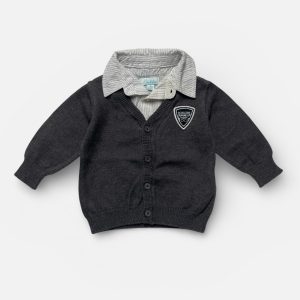 Gilet bébé manches longues avec un haut de chemise lié. Seconde main.