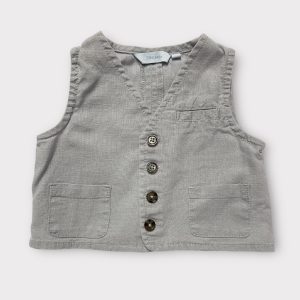 Gilet sans manches gris avec bouton devant, poches plaquées et encolure V. Seconde main.