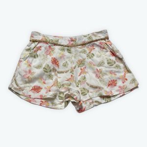 Short enfant en maille blanc cassé avec un feuillage corail et kaki pastel. Seconde main.