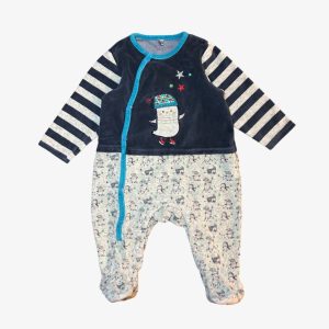 Dors-bien bébé en velours marine et gris avec manches rayées et motif pingouin, taille 9 mois, Orchestra, d'occasion