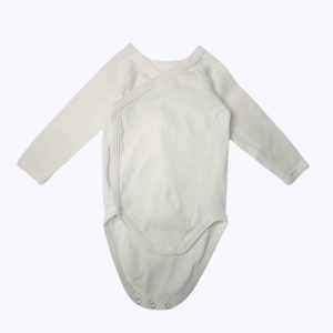 Body bébé blanc à manches longues avec ouverture croisée. Seconde main.