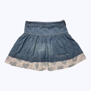 Jupe enfant jean léger, volantée au bas bande à motifs répétés cœurs. Seconde main