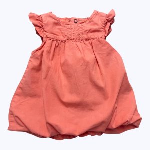 Robe bébé manches courtes volantées abricot. Seconde main.