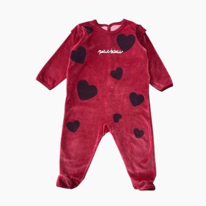 Dors-bien bébé en polaire rouge avec motifs cœurs noirs, Petit Bateau, taille 12 mois, d'occasion