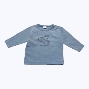 T-shirt bébé manches longues bleu ciel avec le dessin d'un tigre gris foncé. Seconde main.