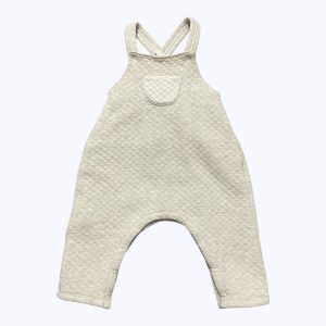 Salopette bébé molleton piquée quadrillé crème poche plaquée pressions entrejambe. Seconde main.