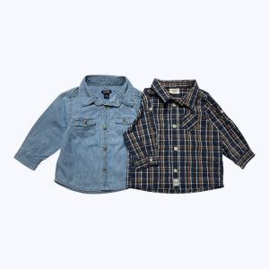 Lot chemise bébé une bleu jean la seconde écossais marine blanc beige. Seconde main.