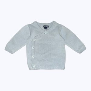 Gilet bébé tricot bleu pâle manches longues cache cœur. Seconde main.