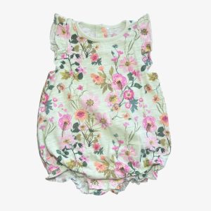 Barboteuse bébé verte à motif floral avec volants aux épaules. Next Baby, 6/9 mois d'occasion