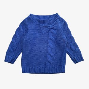 Pull bébé bleu en maille avec torsades et nœud décoratif. Kid Kanaï, 18 mois d'occasion
