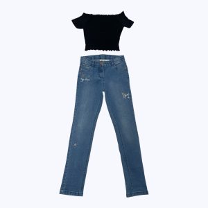 Ensemble pantalon jean brodé argenté et t-shirt manches courtes smocks noir. Seconde main.