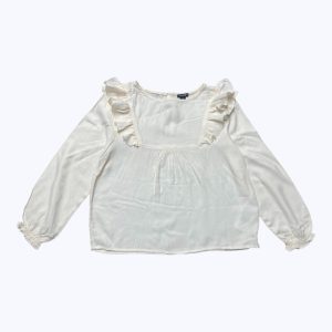 Blouse enant manches longues crème patte boutonnage au dos. Seconde main.