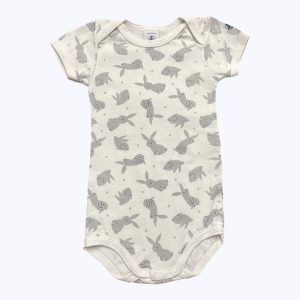Body bébé manches courtes blanc imprimé petits lapins gris. Seconde main.