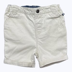 Short bébé crème fines rayures beige taille ajustable, revers au bas. Seconde main.