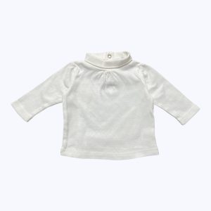 T-shirt bébé col roulé manches longues blanc, patte de boutonnage au dos. Seconde main.