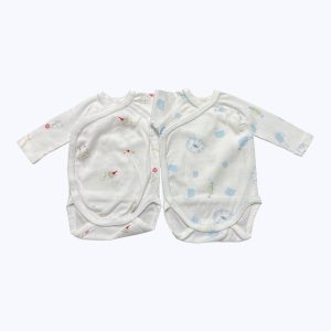 Lot bodies bébé manches longues cache cœur, 1 préma et 1 naissance, blanc imprimé bleu rouge. Seconde main.