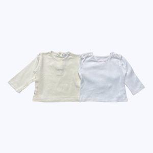 Lot t-shirt manches longues crème patte de boutonnage dos, blanc patte de boutonnage épaule. Seconde main.